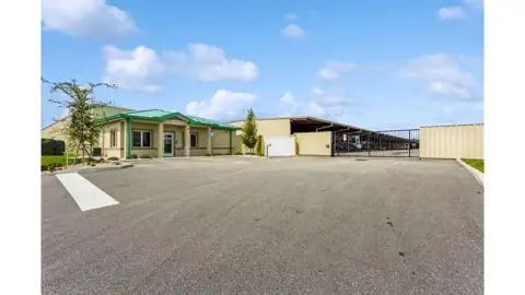 Honey Bee RV Storage in Largo, FL