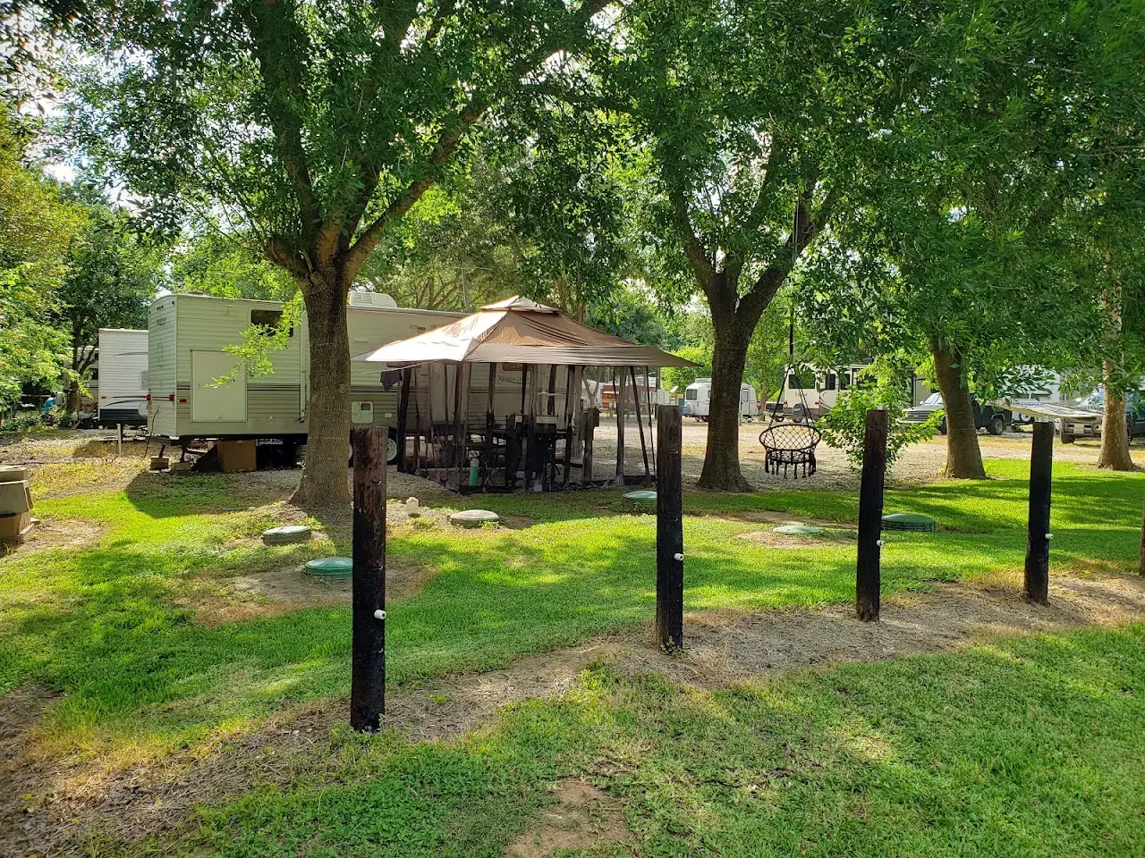 Burns RV Park, RV storage in Tomball