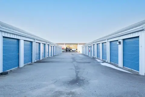 Public Storage photo 2