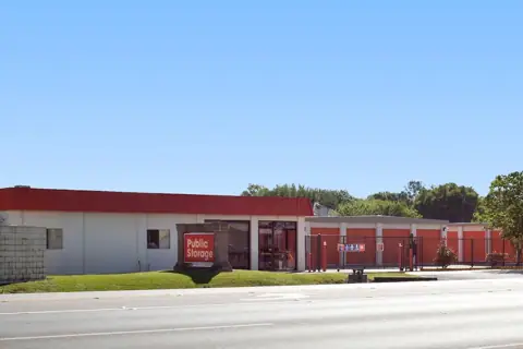 Public Storage photo 3