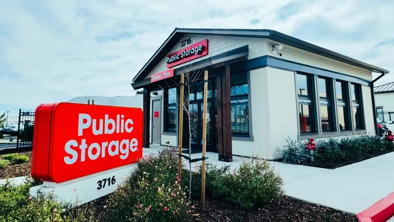 Public Storage, RV storage in Pleasanton