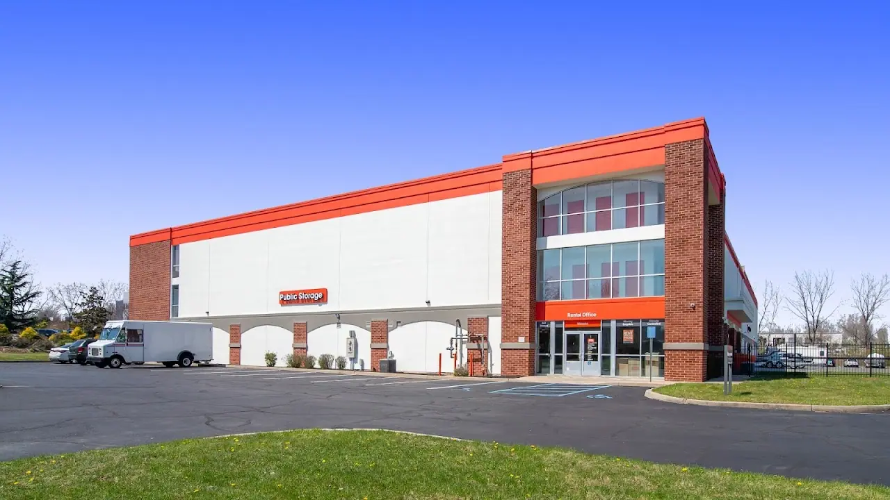 Public Storage, RV storage in Port Washington