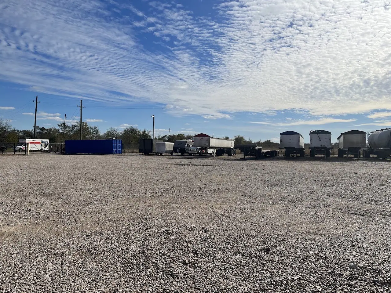 Fulshear Simonton Parking Storage, RV storage in Wallis