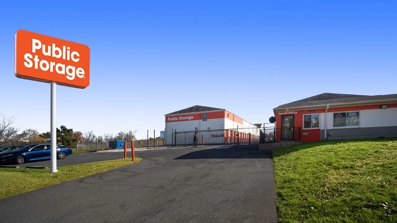 Public Storage, RV storage in Falls Church