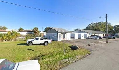 Storage Zone Self Storage and Business Centers in Lakeland, FL