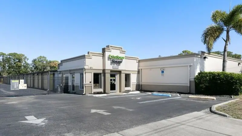 Extra Space Storage, RV storage in Sarasota
