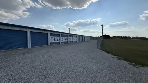 BigBig Self Storage photo 3