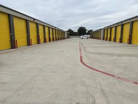 Big Boat and RV Storage in La Marque, TX