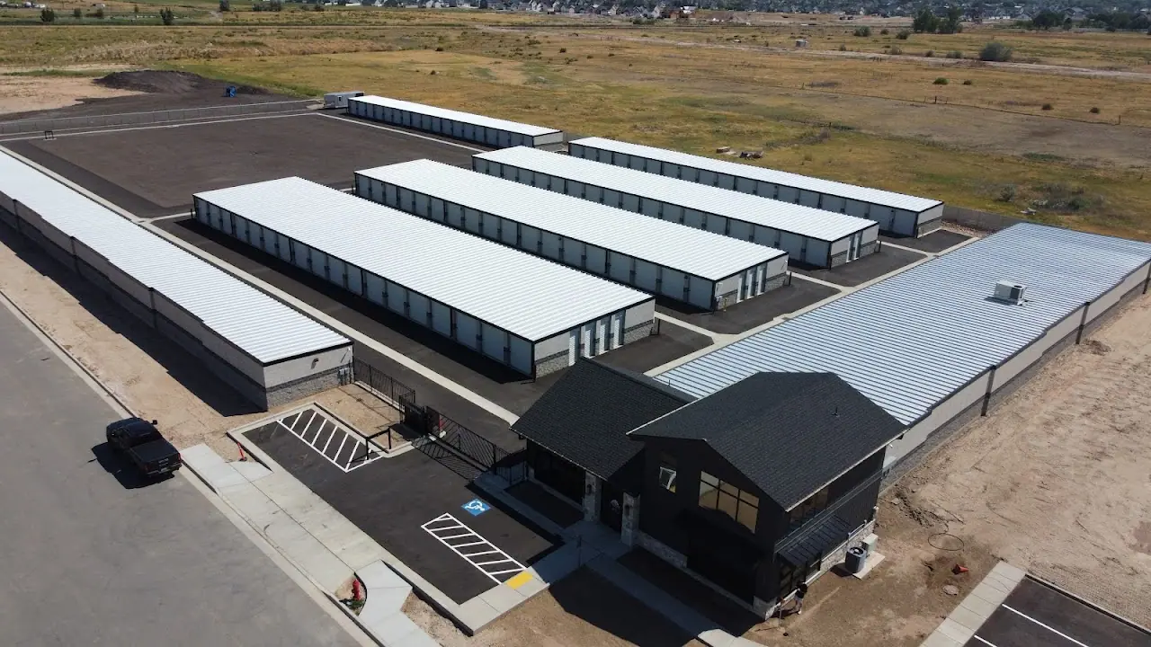West Davis Storage, RV storage in West Point