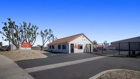 Public Storage in Oxnard, CA