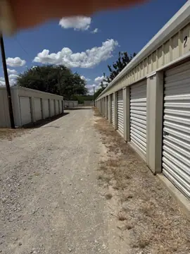 Sting Em Storage photo 2