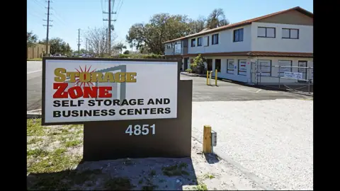 Storage Zone Self Storage and Business Centers in Lakeland, FL
