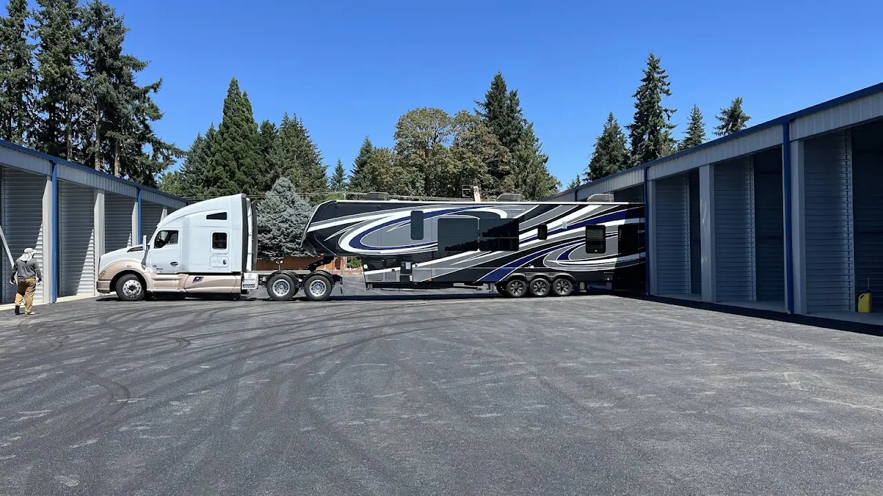 Bridges RV Storage Inc., RV storage in Salem