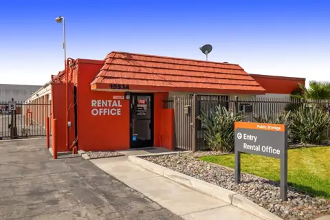 Public Storage photo 2
