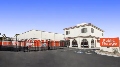 Public Storage photo 2