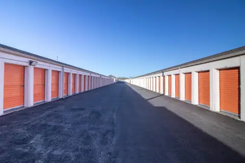 Public Storage photo 2