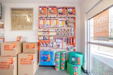 Public Storage photo 2