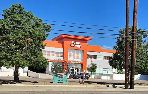 Public Storage photo 2