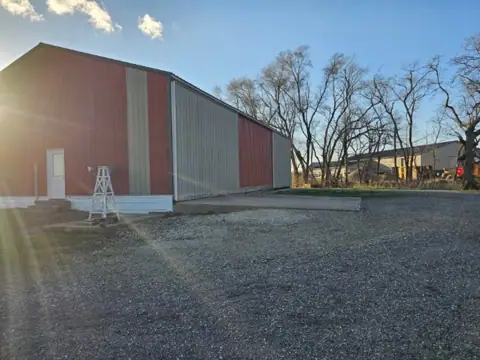 EFFEKT's RV & Boat Storage photo 3