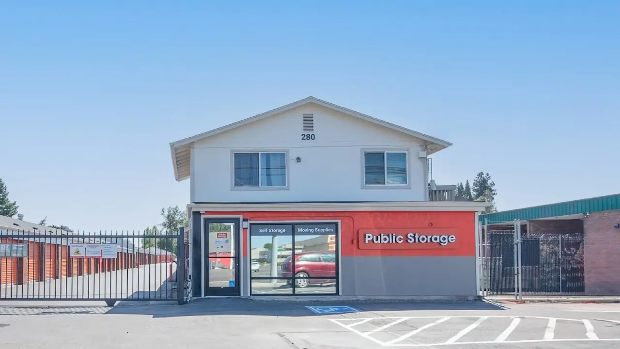 Public Storage, RV storage in Salem
