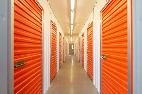 Public Storage photo 2