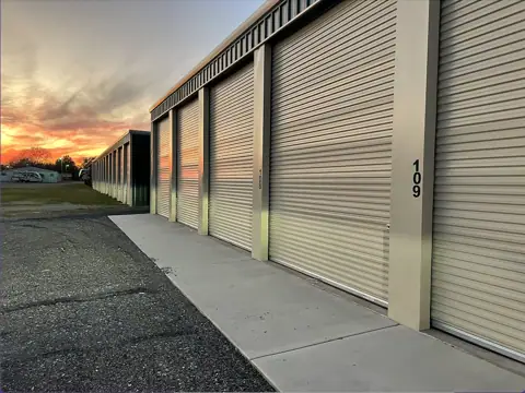 RV Indoor in Checotah, OK