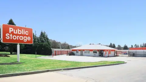 Public Storage photo 2