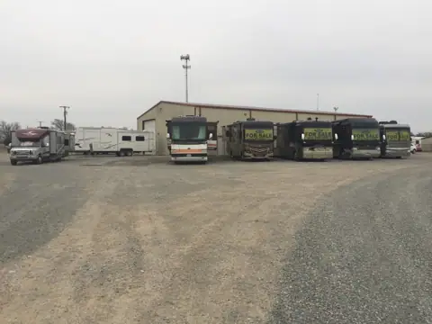 Fort Freedom RV Storage photo 3