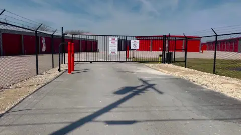 Yellow Jacket State Storage — Cleburne photo 2