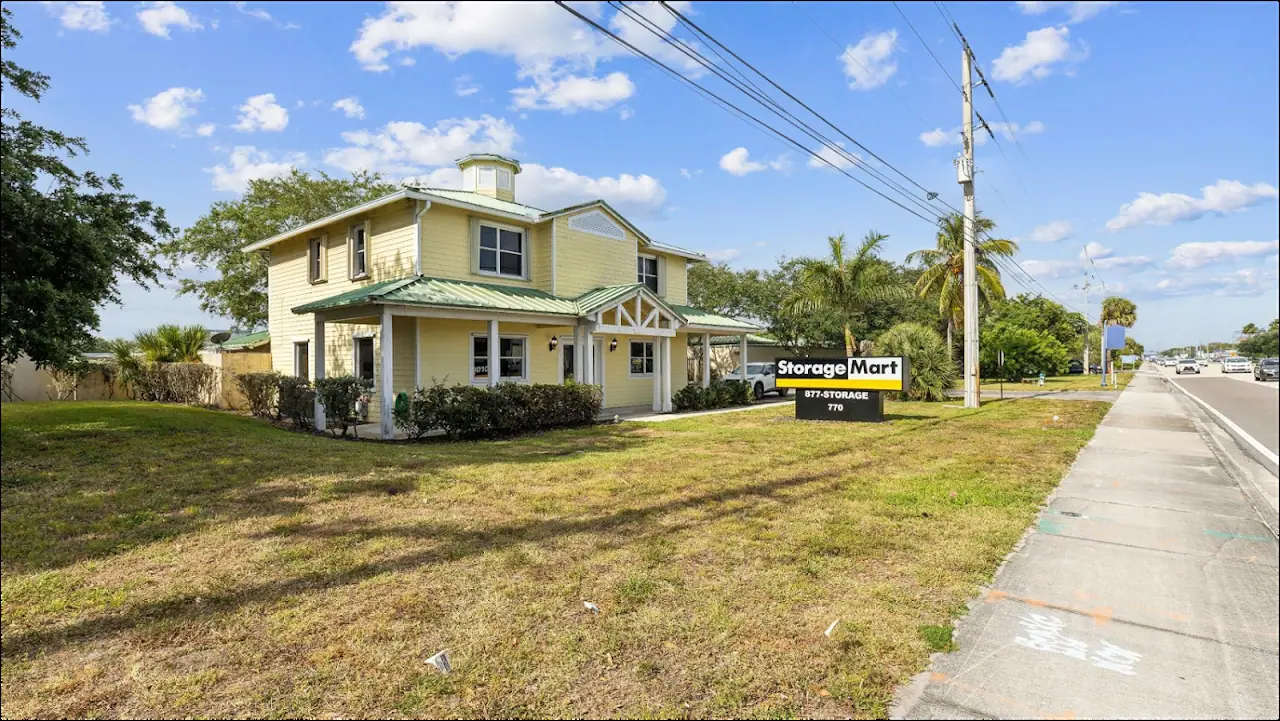 StorageMart, RV storage in Stuart