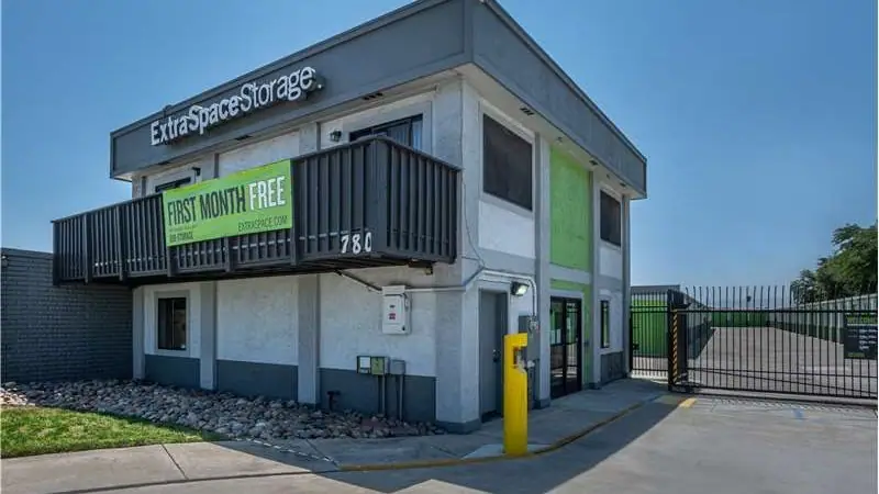 Extra Space Storage, RV storage in Tracy