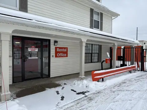Public Storage photo 2