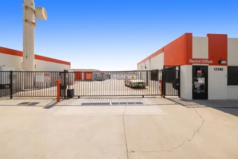 Public Storage photo 3