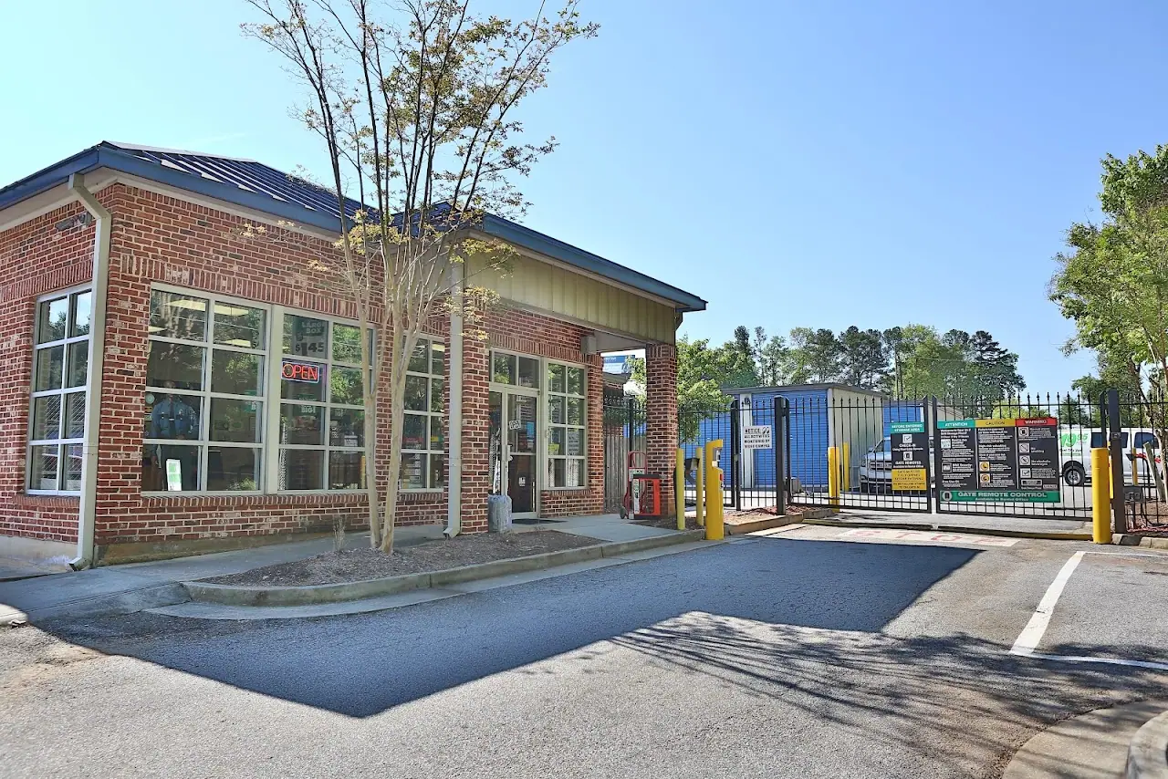Self-Storage at U-Haul, RV storage in Atlanta