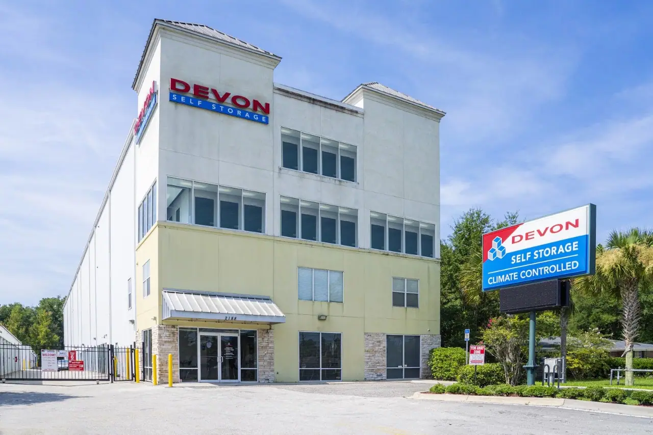 Devon Self Storage Jacksonville, Florida, RV storage in Jacksonville