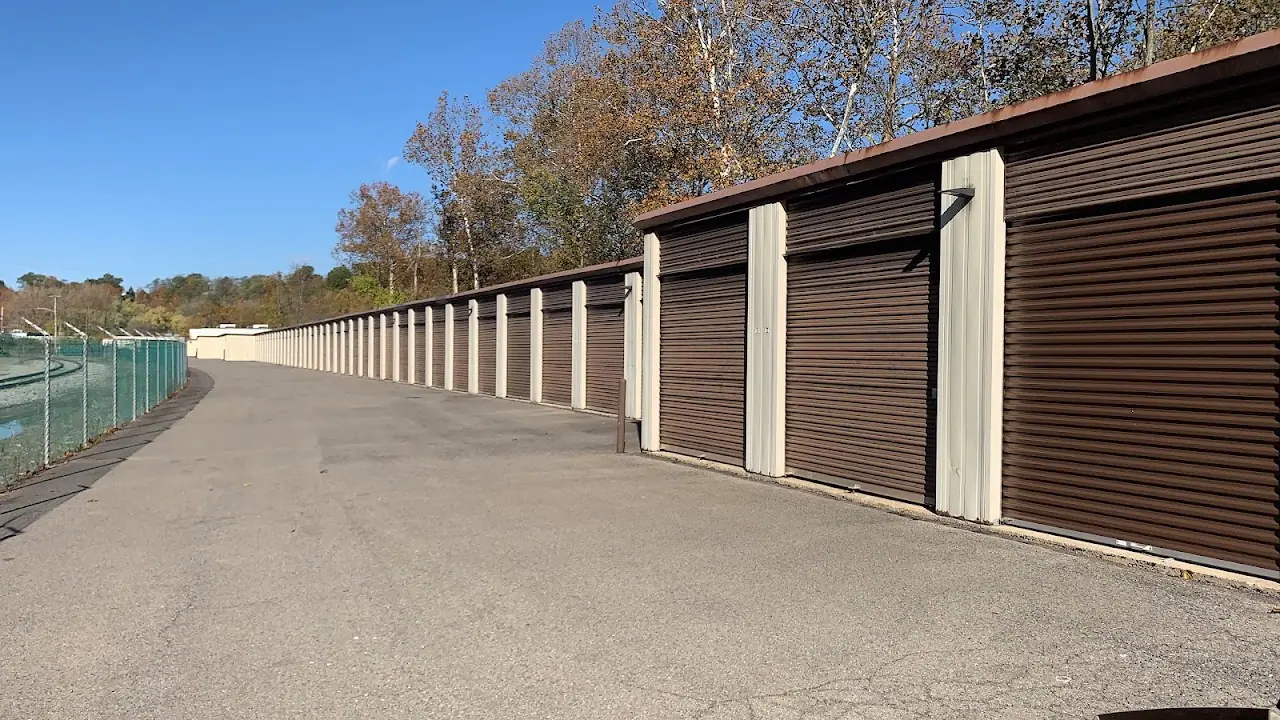 Secondary Storage of South Fayette, RV storage in Bridgeville