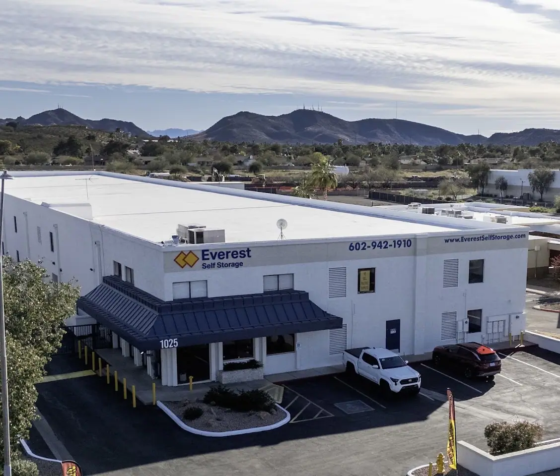 Everest Self Storage - Bell Road, RV storage in Phoenix