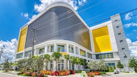 Snapbox Self-Storage in Fort Lauderdale, FL