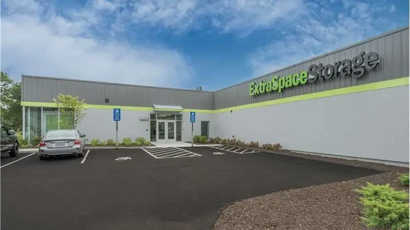 Extra Space Storage, RV storage in Tolland