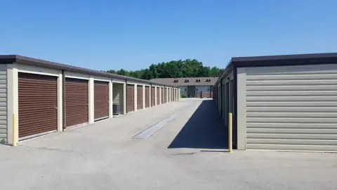 Public Storage photo 2