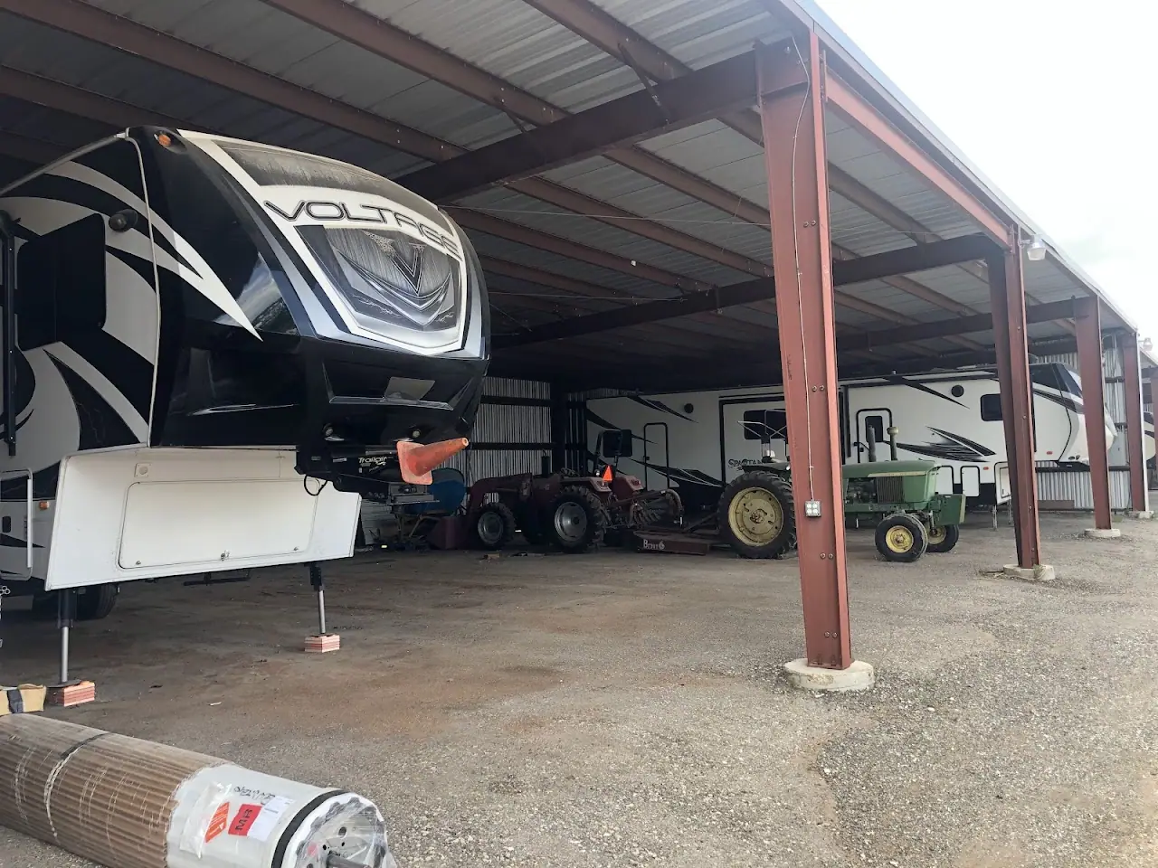 Monarch RV Storage, RV storage in Bastrop