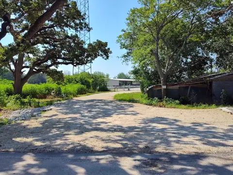 Cleburne RV and Boat Storage photo 3