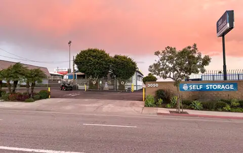 SecureSpace Self Storage Long Beach Orange photo 2