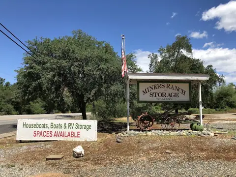 Miners Ranch Storage Boats in Oroville, CA
