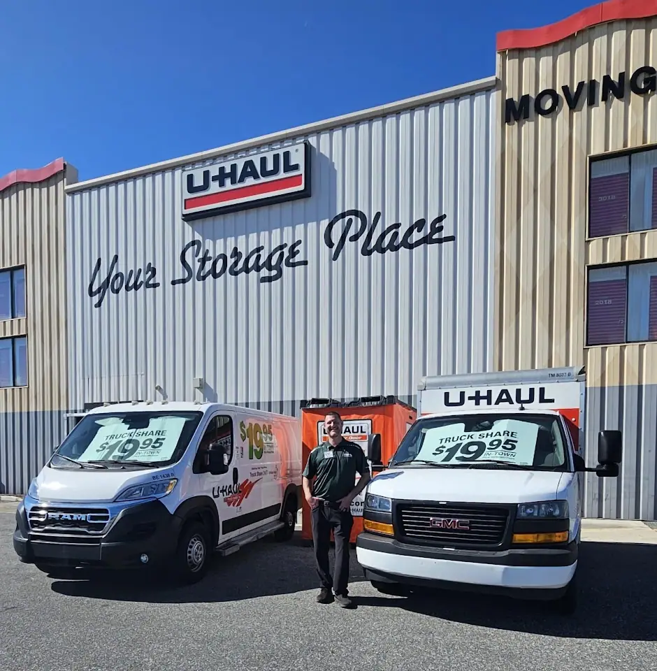 Self-Storage at U-Haul, RV storage in Orlando