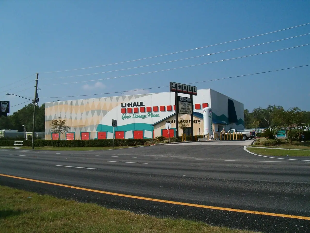U-Haul Moving & Storage at Kirkman Rd, RV storage in Orlando