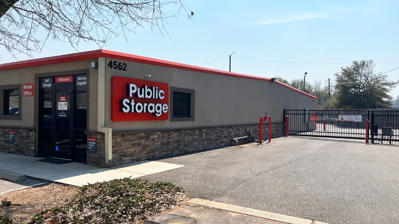 Public Storage, RV storage in Milton