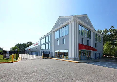 Self Storage Plus in Woodbridge, VA
