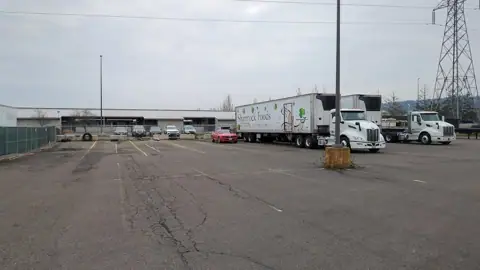 Flame Truck Parking – Sumner (136th Ave E • SR-167 Corridor) photo 3