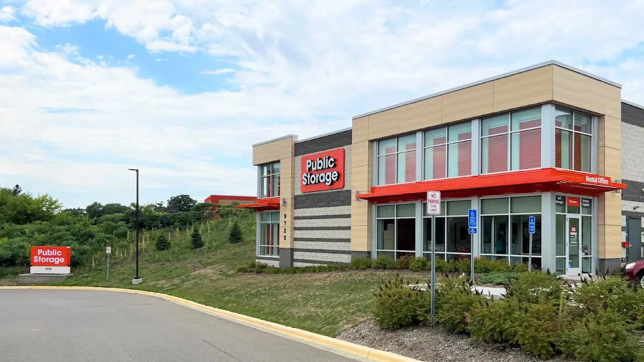 Public Storage, RV storage in Inver Grove Heights